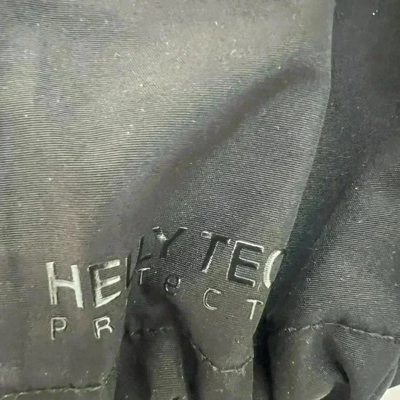 Helly Hansen Women’s Black Jacket with Hood - Picture 5 of 10